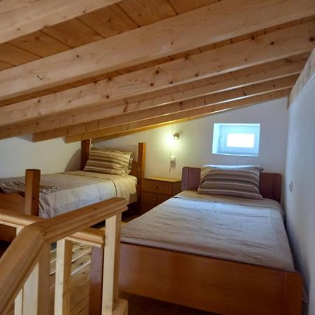 Apanema House Villa Aegina ภายนอก รูปภาพ