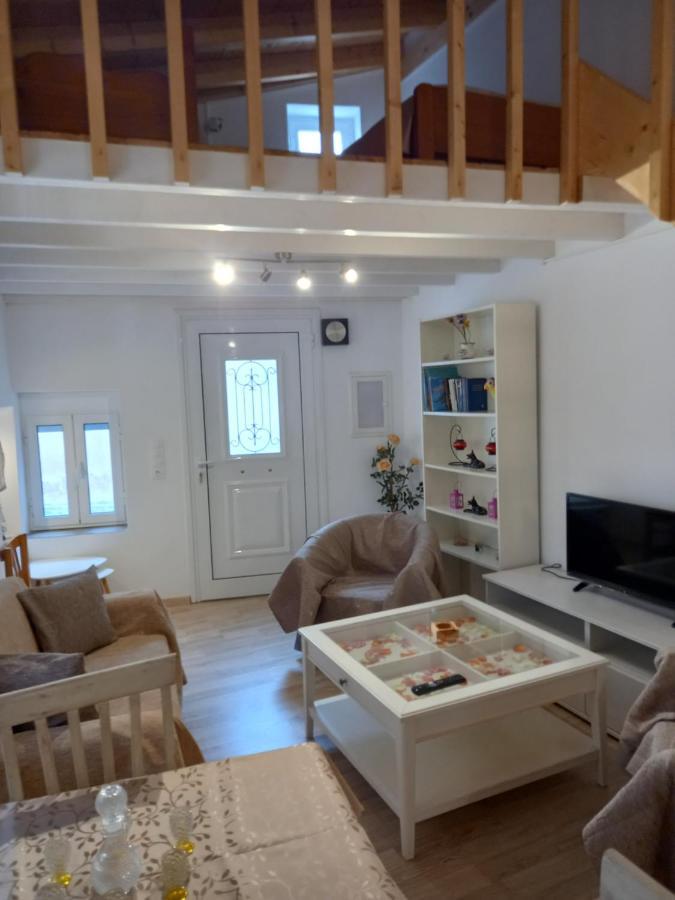 Apanema House Villa Aegina ภายนอก รูปภาพ